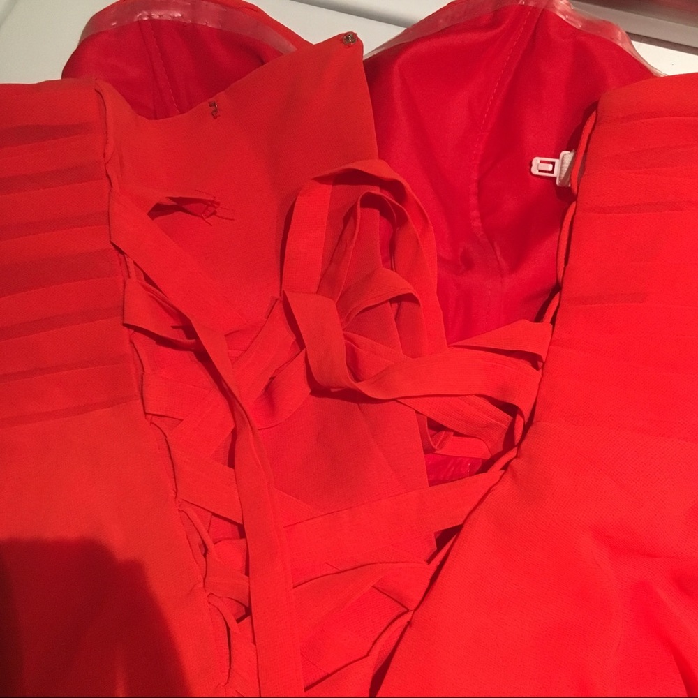 Robe - Picture 4 of 4